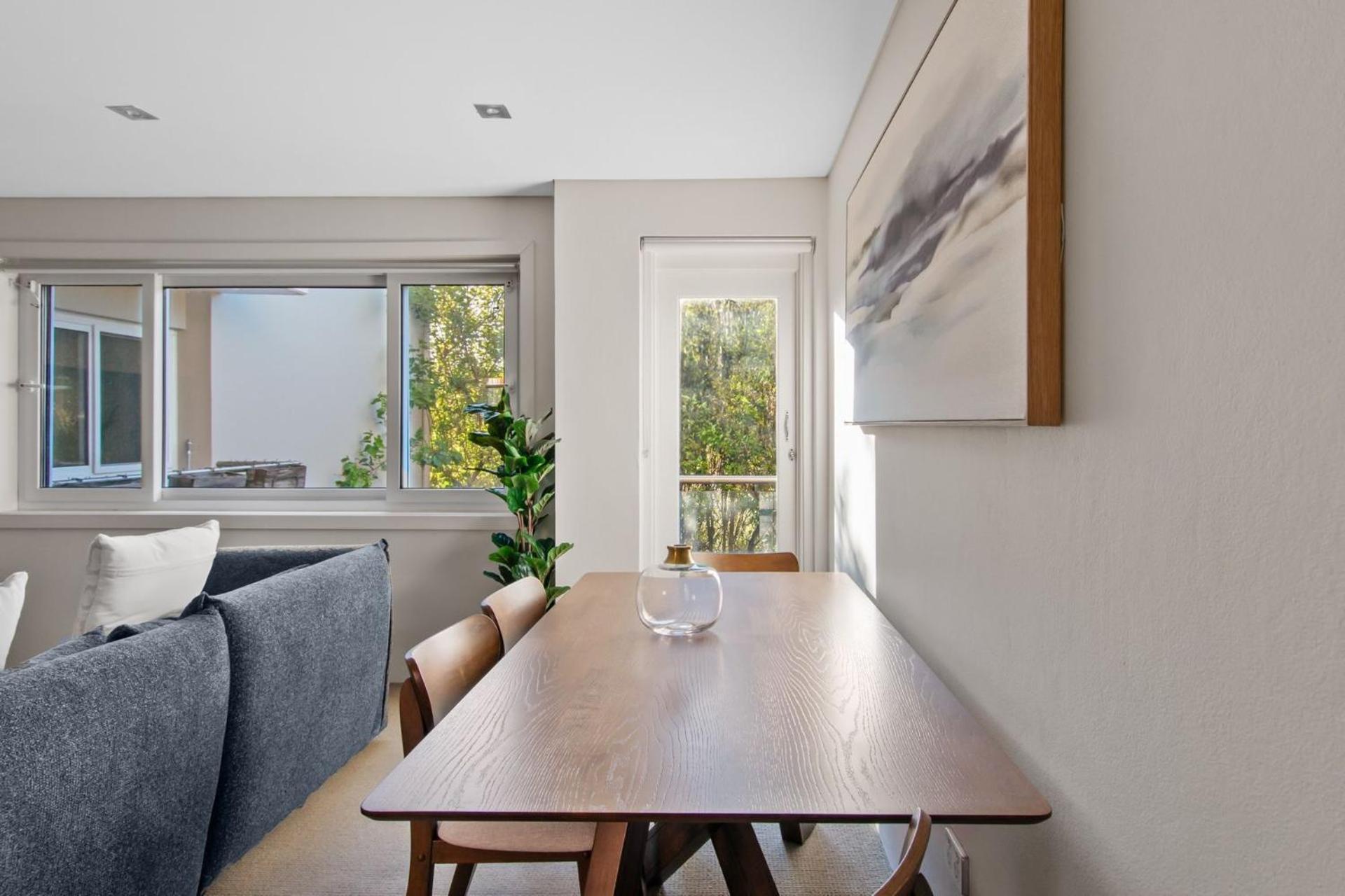 Stylish Clovelly Getaway Near Bondi Apartment *